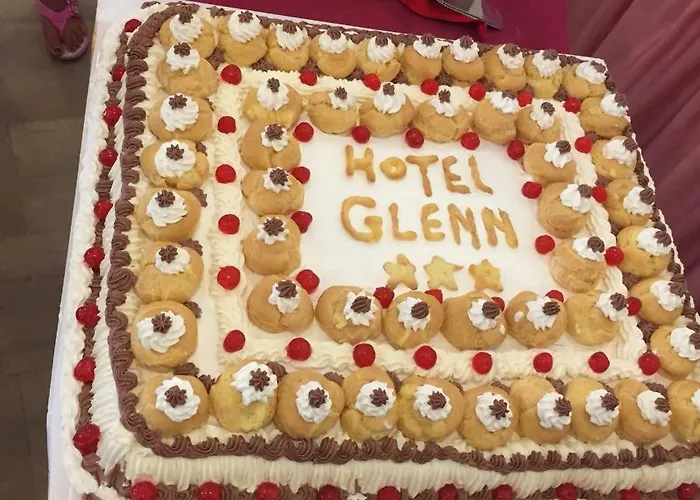 Glenn 3*