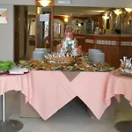 Отель Glenn Римини
