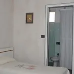 Отель Glenn