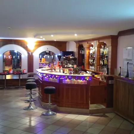 Hotel Glenn 3*