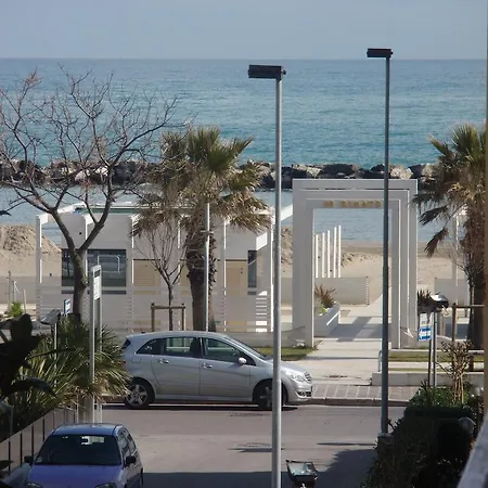 Hotel Glenn 3*