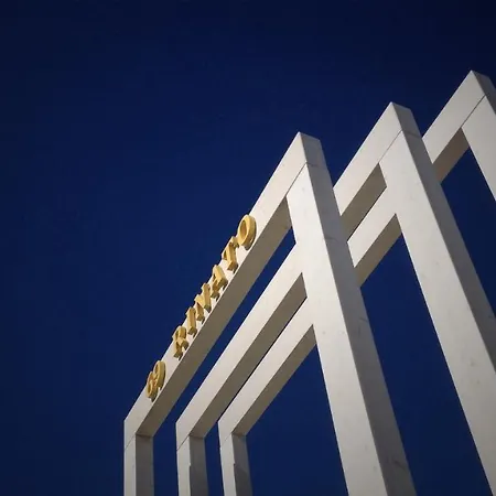 Glenn 3* ريميني